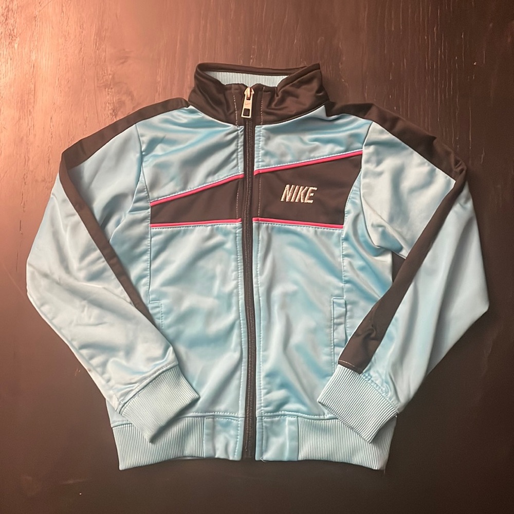 Nike track top size 6